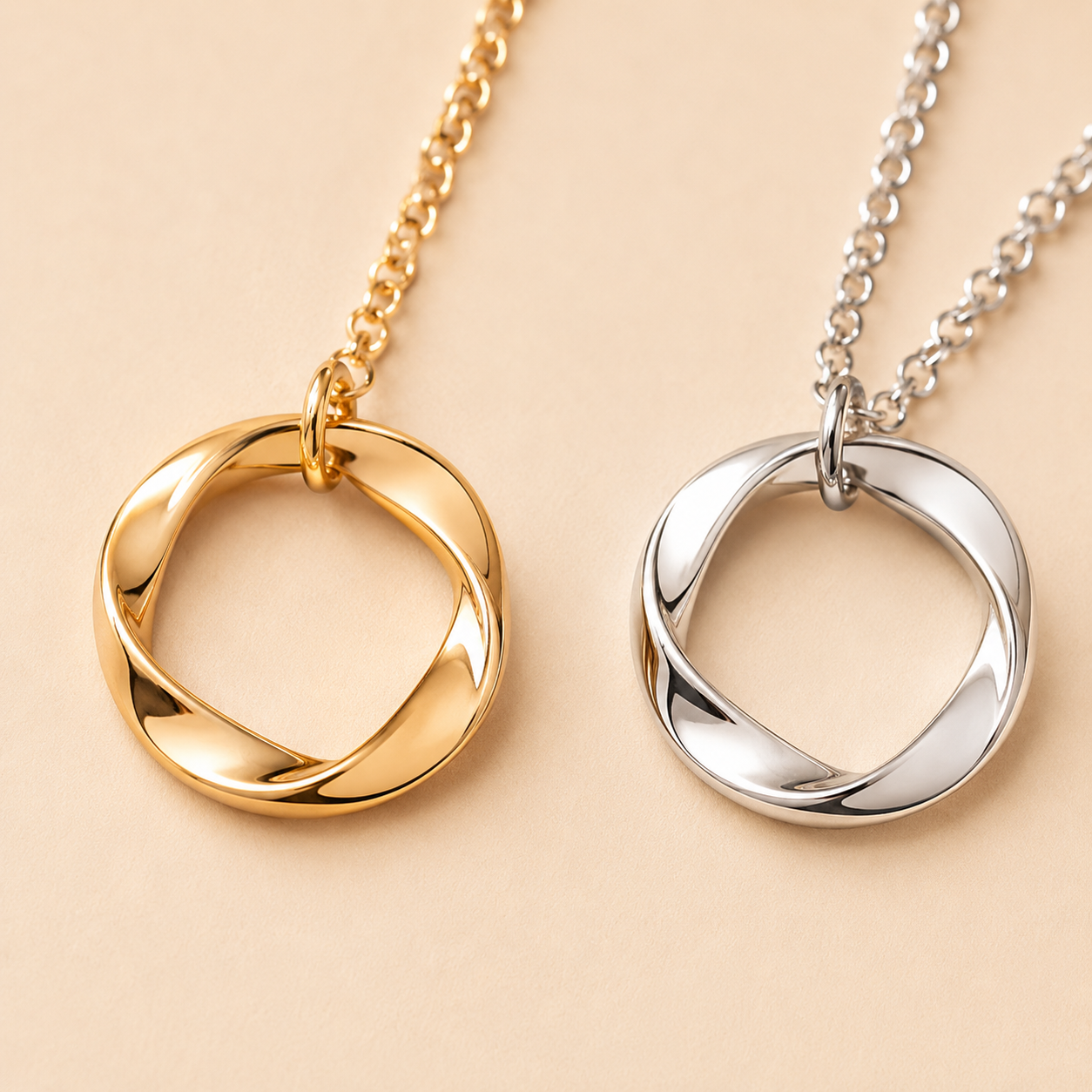 Chunky Circle Pendant Necklace