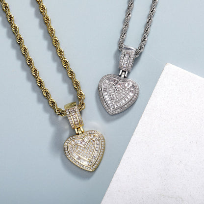 Twist Chain Pendant Necklace